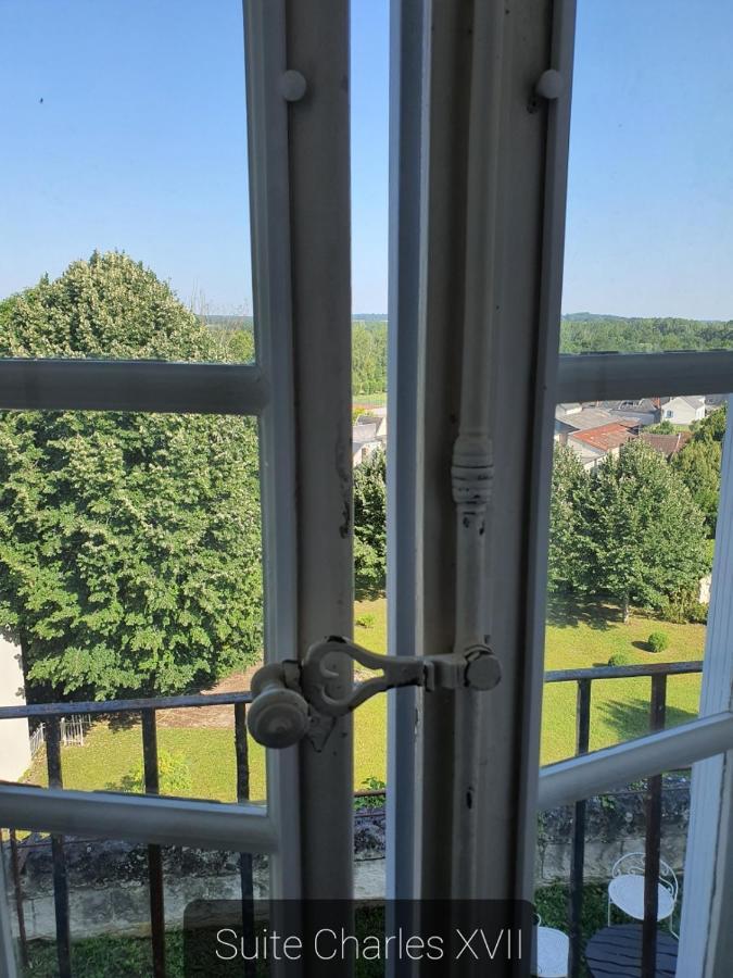 Le Presbytere De La Cite Royale De Лош Экстерьер фото